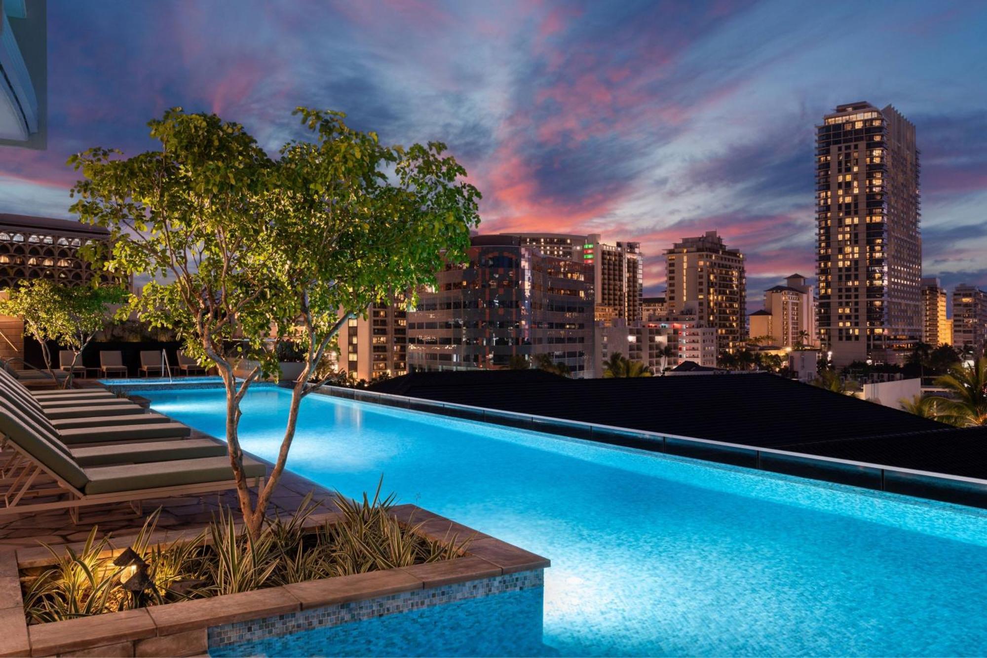 The Ritz-Carlton Residences, Waikiki Beach Hotel Honolulu Exterior photo
